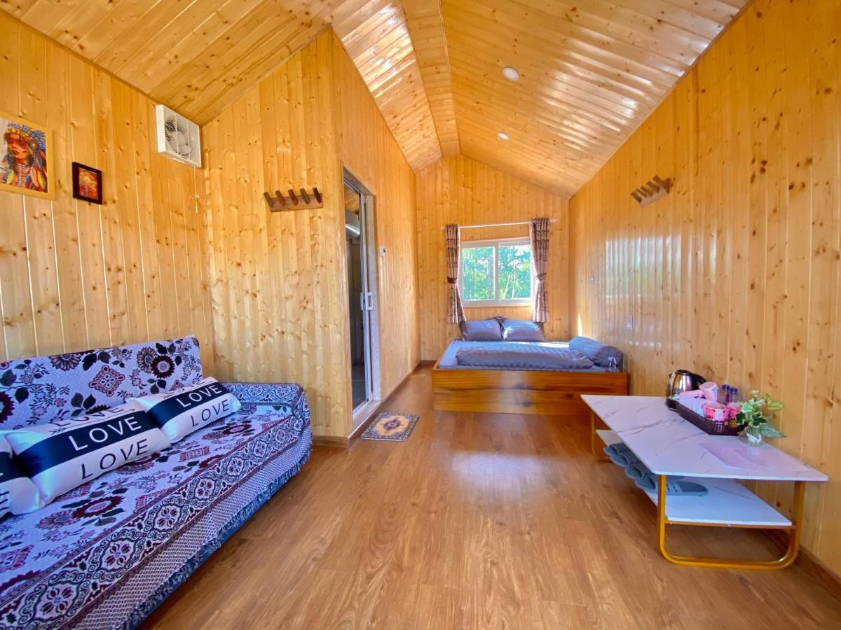 Henisi Homestay Mang Den Kon Von Kla Екстер'єр фото