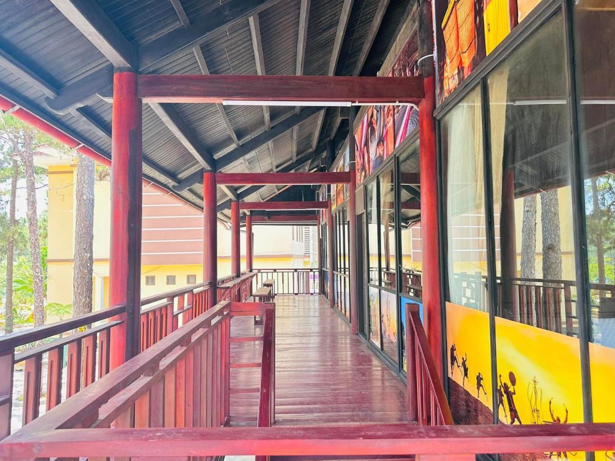 Henisi Homestay Mang Den Kon Von Kla Екстер'єр фото